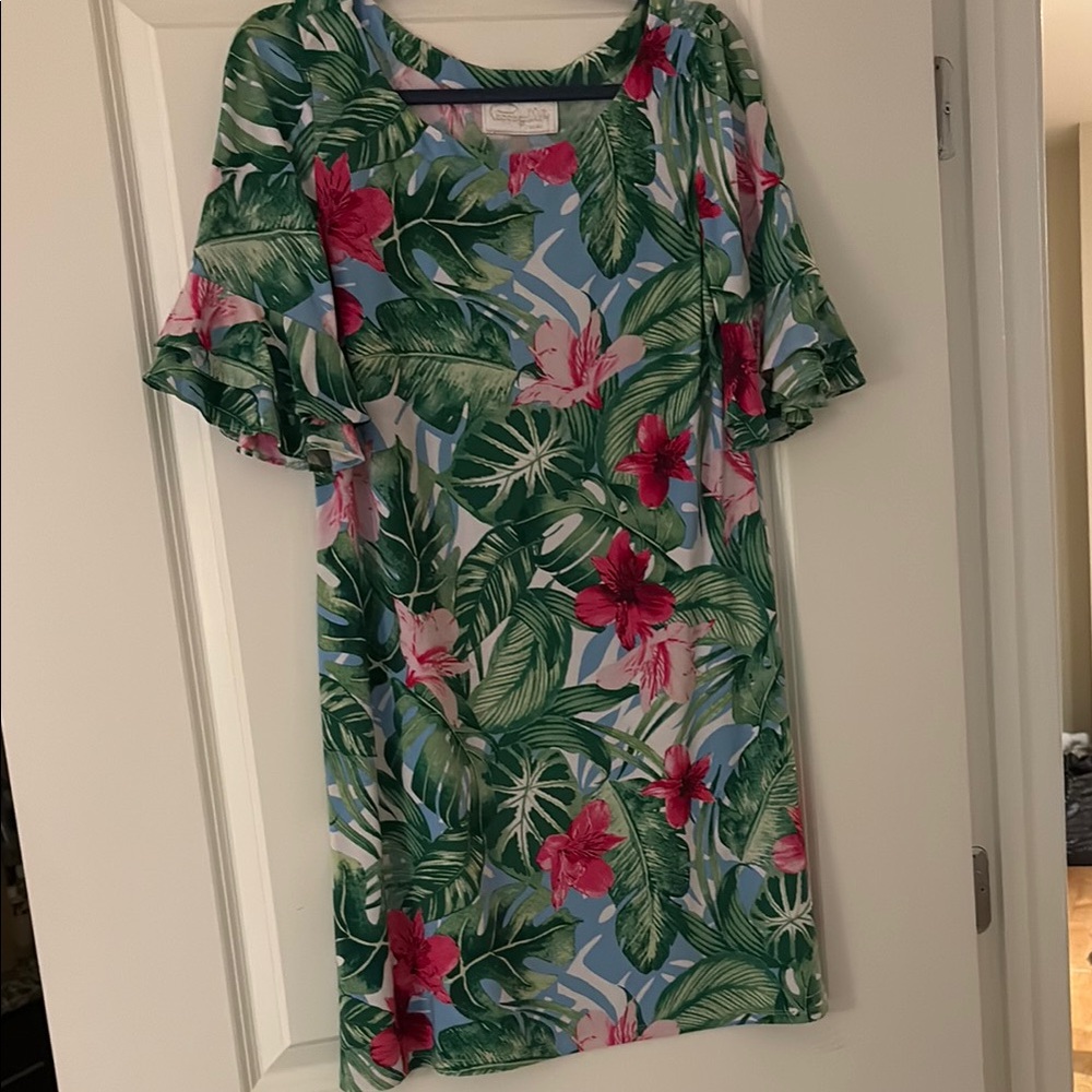 Multicolored sundress with puff sleeves for resort wear